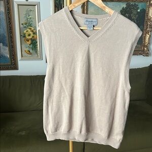 Vintage Eddie Bauer V-Neck Sweater Vest in Beige
